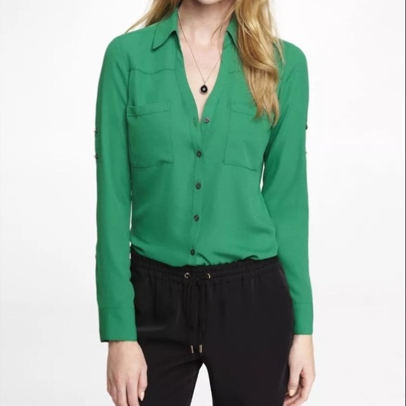 express green shirt